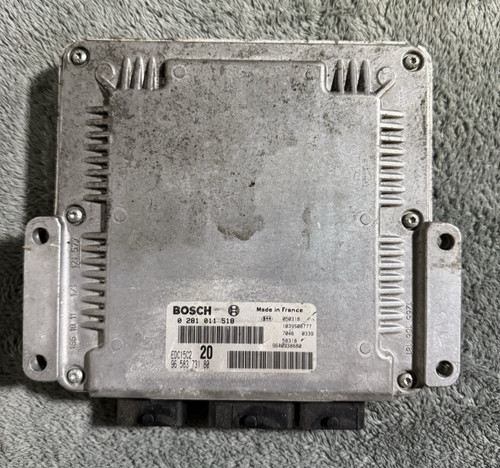 Calculateur moteur peugeot - calculateur,