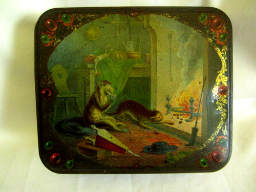 Ancienne grande boite - grande, a