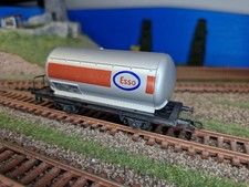 wagon citerne a Essieux Esso