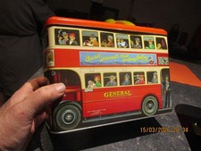 Jolie Ancienne Boite en Tôle