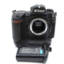 Boîtier Nikon D2X prise de