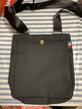 PORTEFEUILLE FERRARI