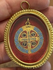 Médaille De Saint Benoit -