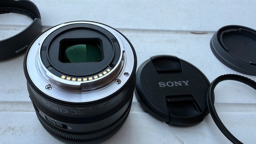 Sony 20mm f 4 g - e,