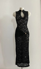 Robe longue dentelle noire