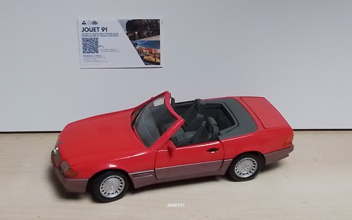 Road legends voiture - road, 1/18.