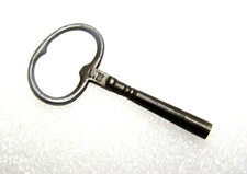 old pendulum key, square 4mm (1)