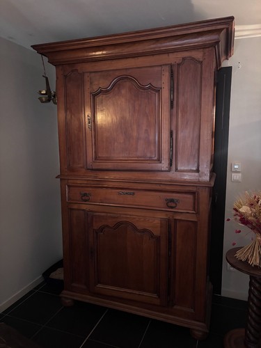 Buffet ancien l - corps),