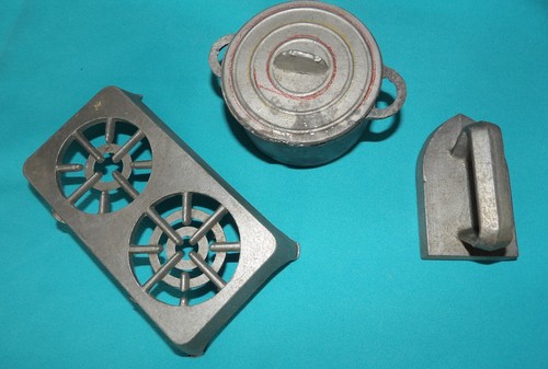Jouets anciens réchaud fonte - réchaud,