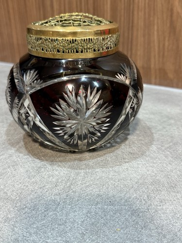 Vase pique fleurs val saint - fleurs,