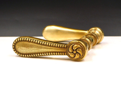 7x7mm old pair beaded - old,