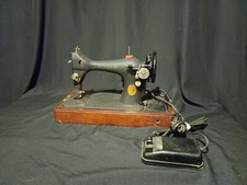 Antique Singer Portable Sewing Machine RFJ5-8, Wooden Carry Case, w Foot Pedal