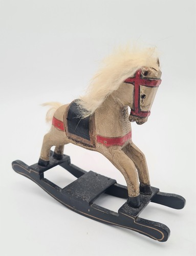 Cheval bascule miniature en - à,