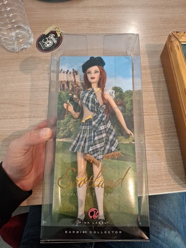 Barbie collector dolls of - collector,