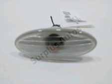 REPETITEUR D'AILE GAUCHE 261608990A NISSAN QASHQAI 1 phase 2 (03/2010 04/2014)