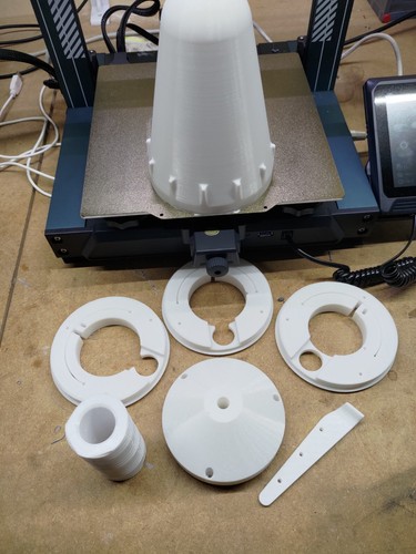 100 full tête head lnb - lnb, 3d