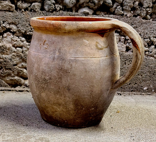 Ancien petit pot - petit,