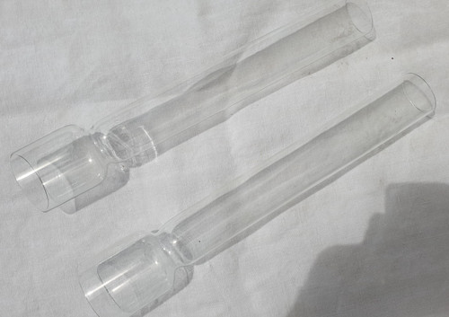 Deux verres lampe à - deux,