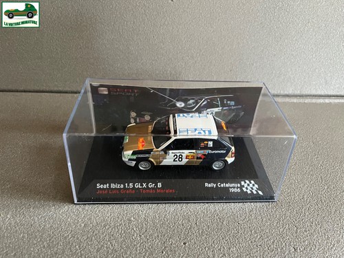 Voiture miniature seat - miniature,