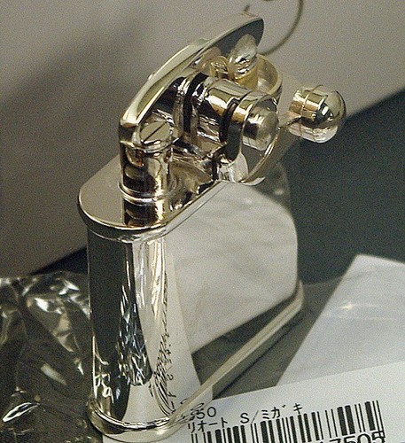 Briquet huile colibri - à,
