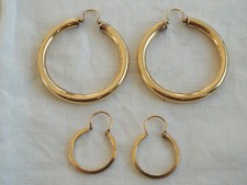 LOT 2 PAIRES BOUCLES