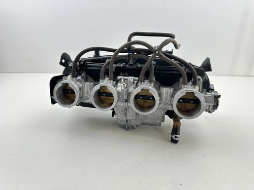 Rampe injection honda cb1000r - injection,