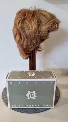 Perruque femme blond dorée