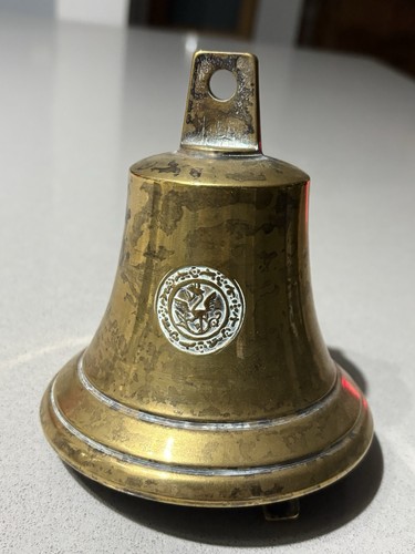 Cloche ancienne 1842 en - ,