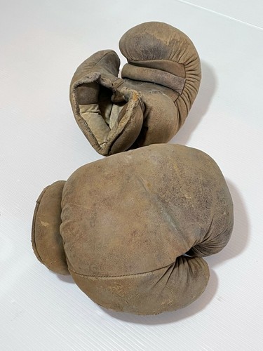 Ancienne paire gants de - paire,