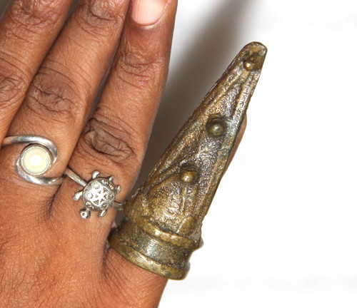 Bague ronde ancienne bronze - ronde, en