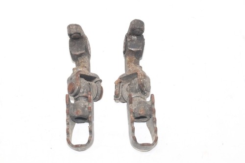Platines reposes pieds - et,