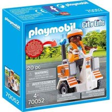 PLAYMOBIL 70052  City Life Les