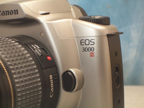 Canon eos 3000 boîtier - canon,
