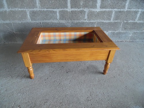 Table basse vitrine - table,
