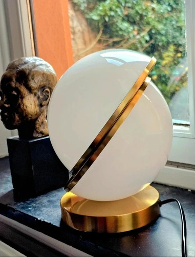 Lampe sphérique blanche - blanche, et