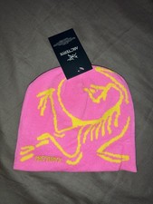 Bonnet Arc’teryx Rose -