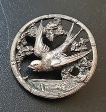 C0320: openwork silver button with bird decorations - boar head hallmark  