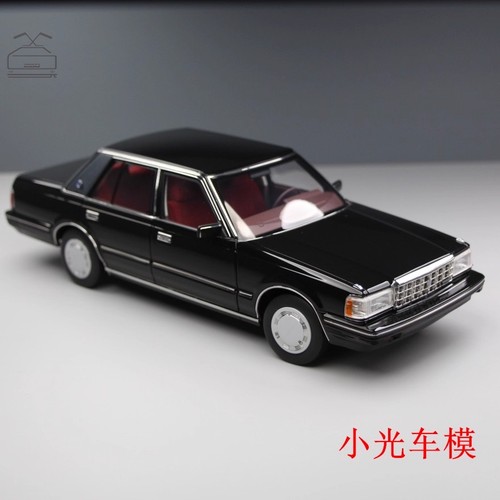 Xiaoguang toyota crown - 1/18,