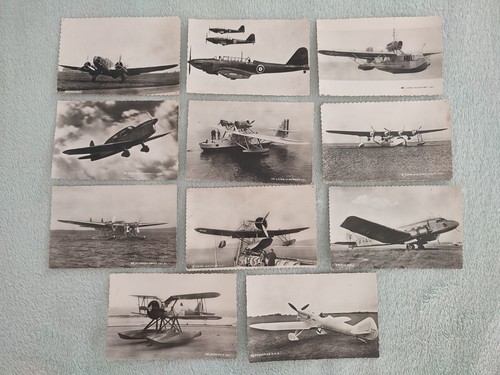 Lot cartes postales - 11,