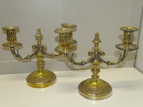 Belle paire de bougeoirs - -,