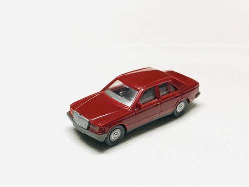 Mercedes 190 rouge wiking - ,