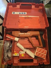 Hilti DX E72 Power Actuated Nail Fastening Tool ,  W/ Case and extras
