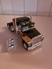 Tracteur Ixo 1/43 Camion Ford