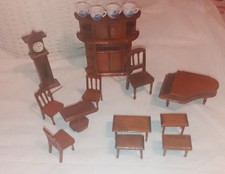 Lot De 12 Mobiliers En Bois