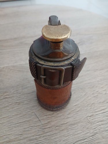 Briquet table essence - table,