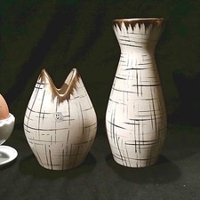 Paire de vases très spéciaux