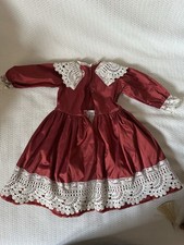 Belle Robe Style Ancien Poupee