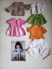 Lot vêtements poupée Corolle