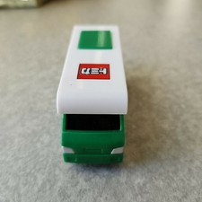 Mini voiture de type camion à cidre Tomica Mitsuya à vendre