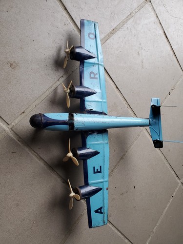 Avion joustra aero - joustra,